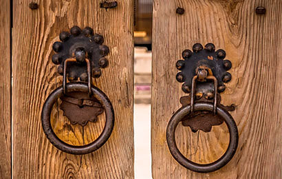 Cómo decorar con puertas de madera