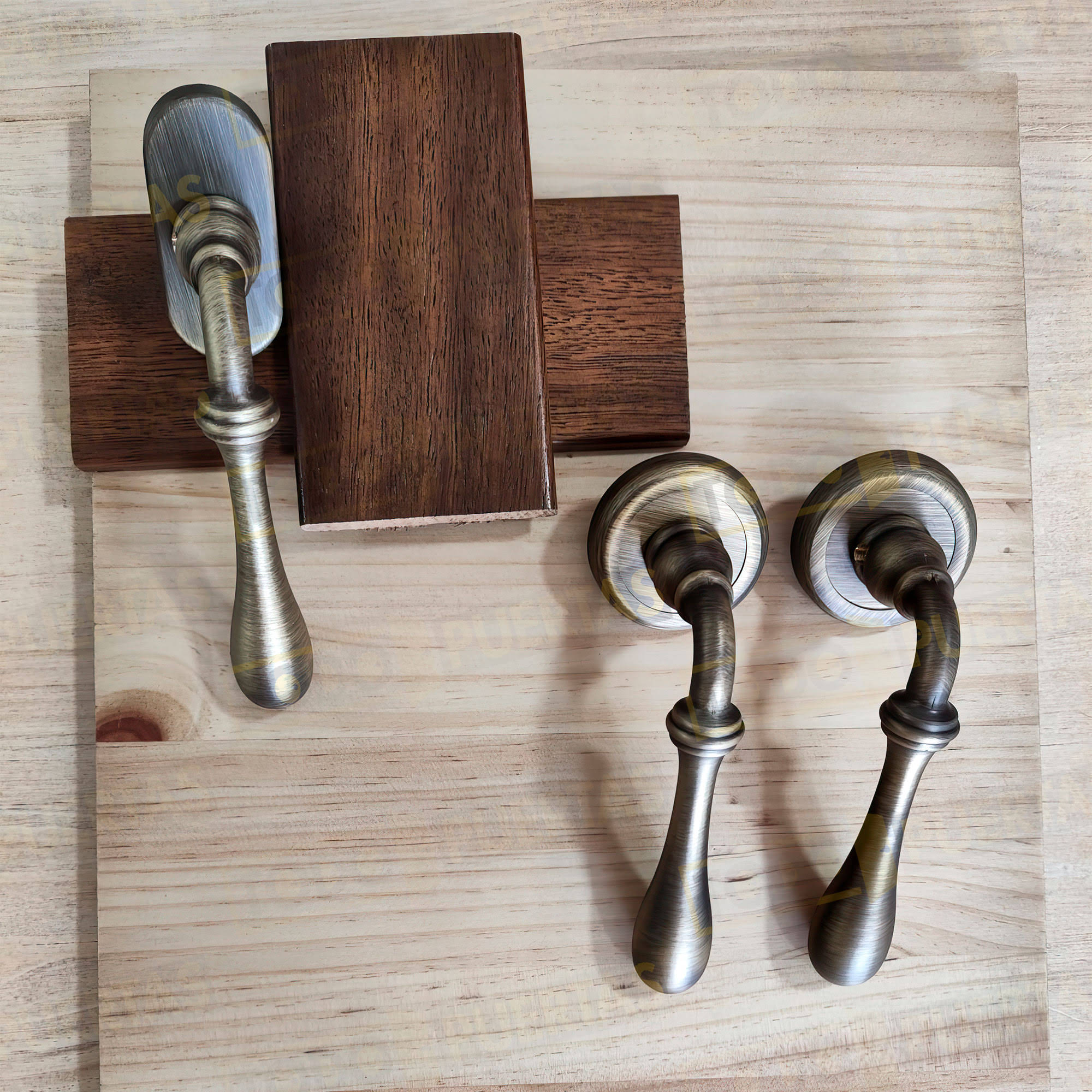 Foto Puertas Baratas en Lugo cliente 10