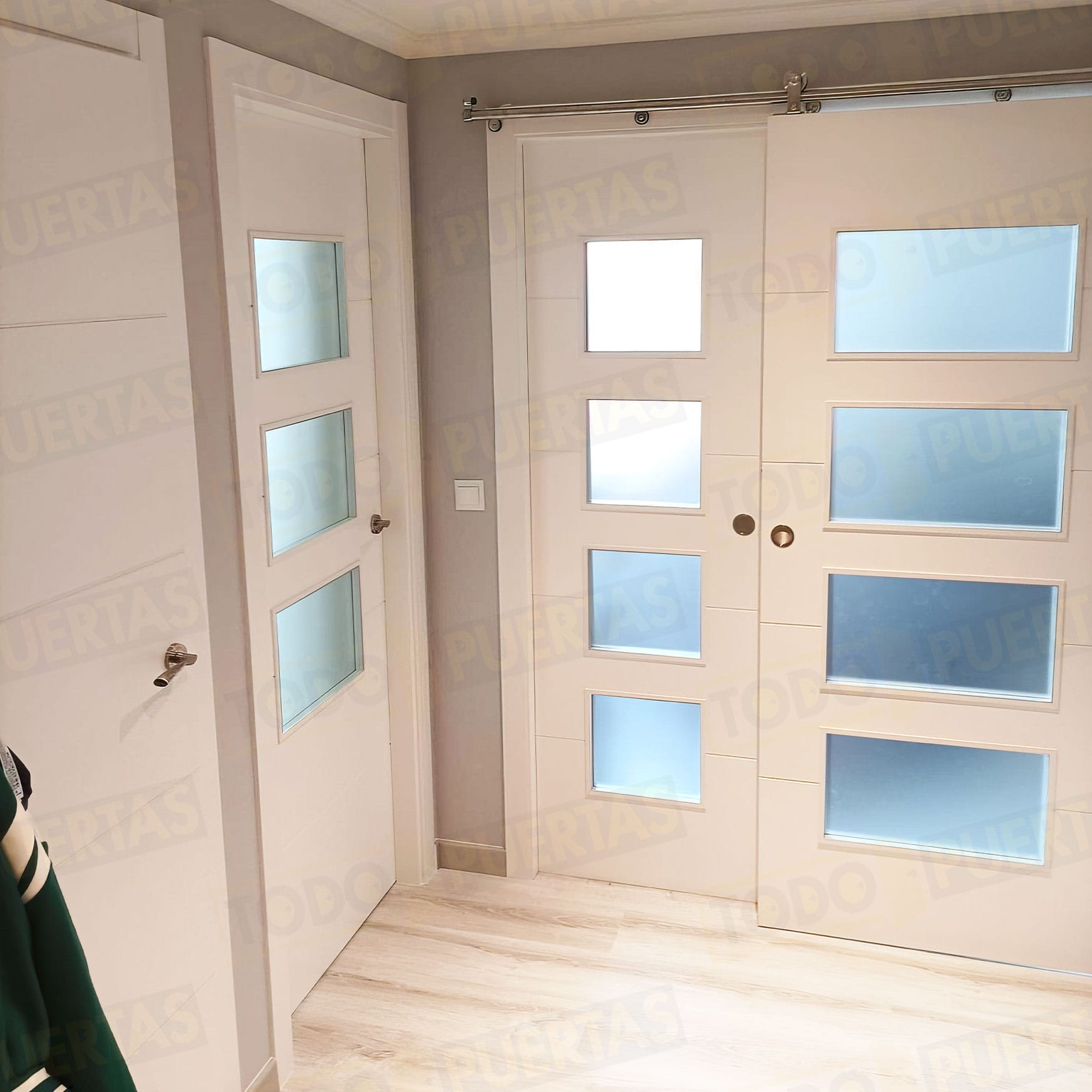 Foto Puertas Lacadas Blancas cliente 16