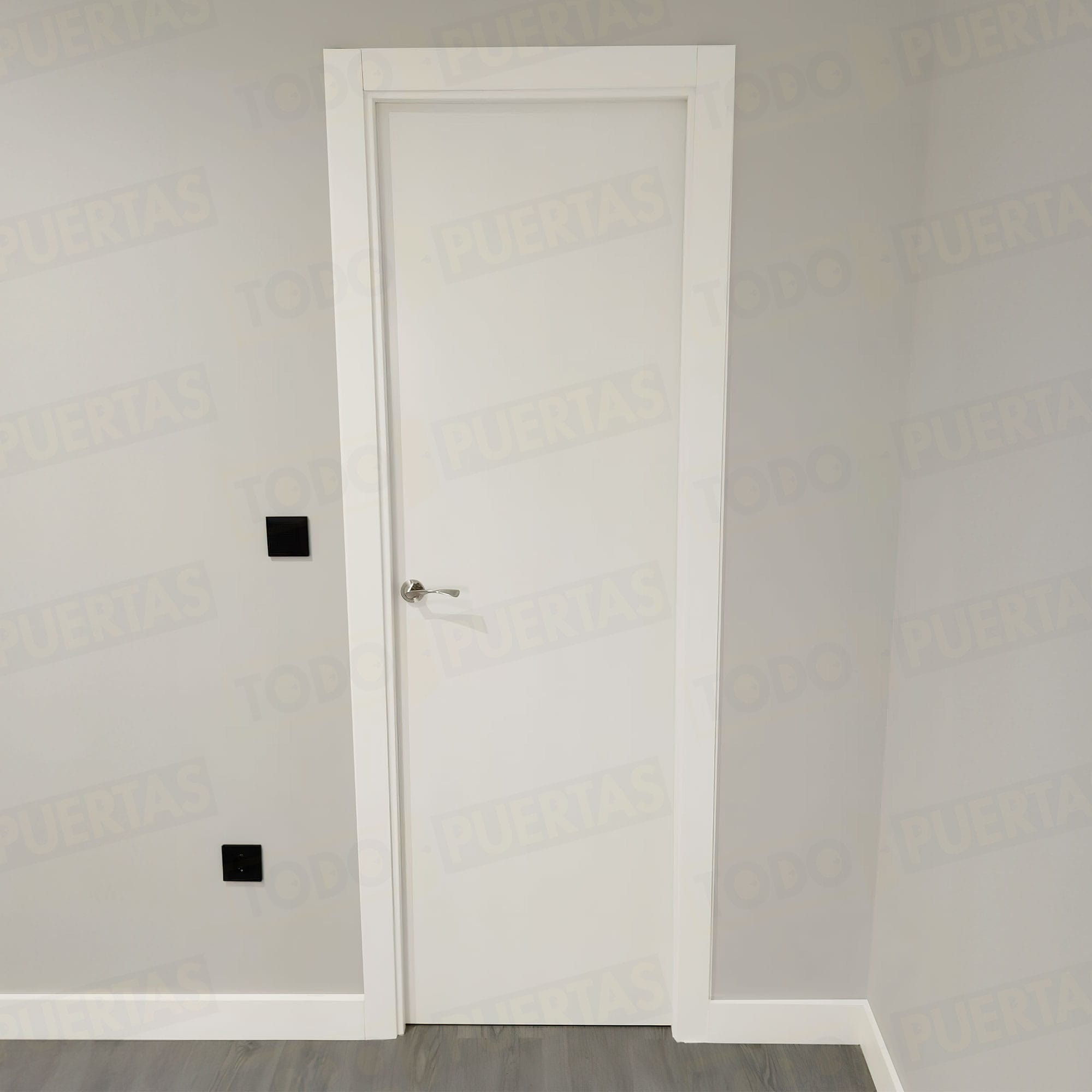 Foto Puertas Lacadas Blancas cliente 37